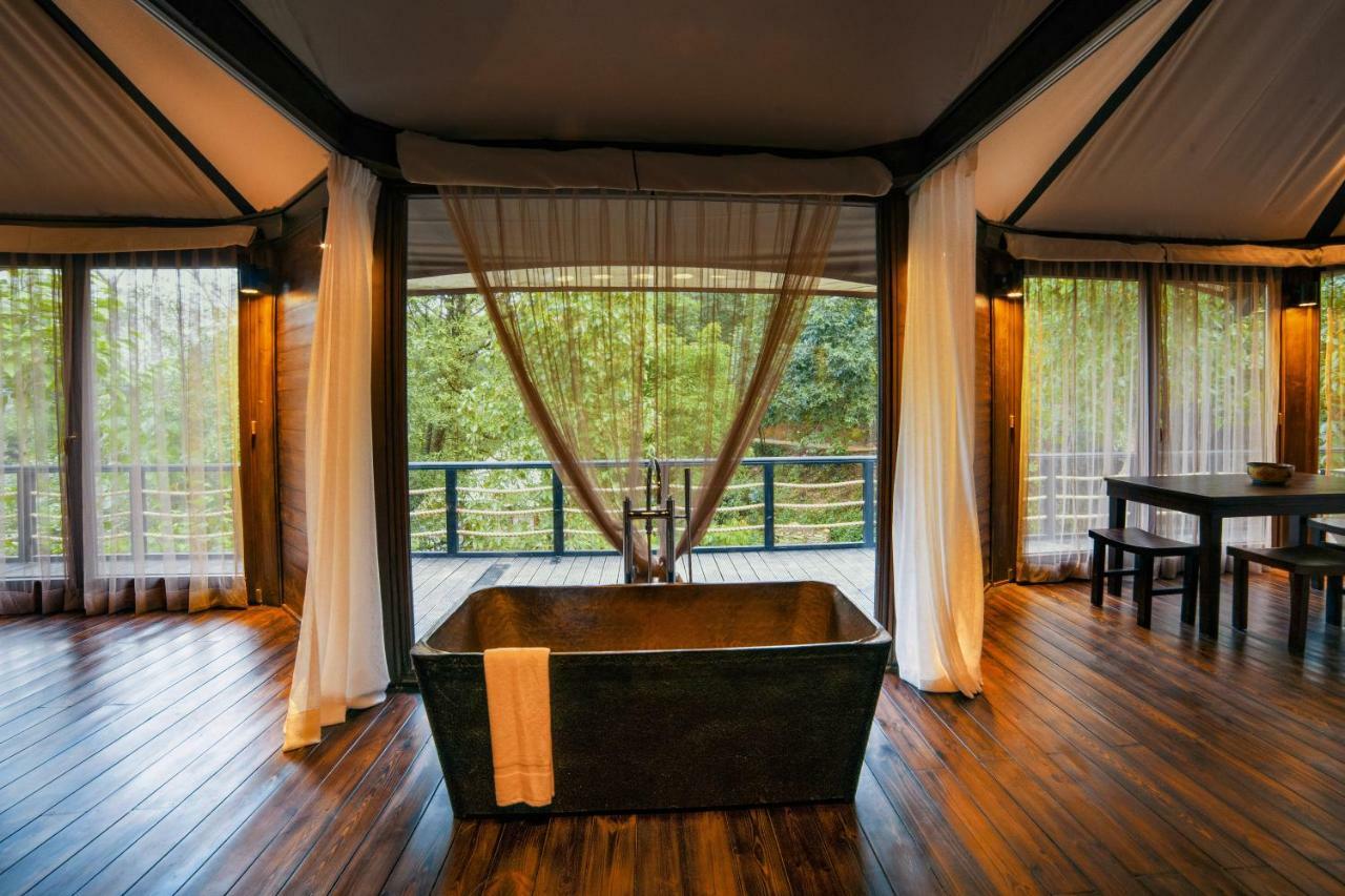 The Pavilions Himalayas Lake View Pokhara Extérieur photo