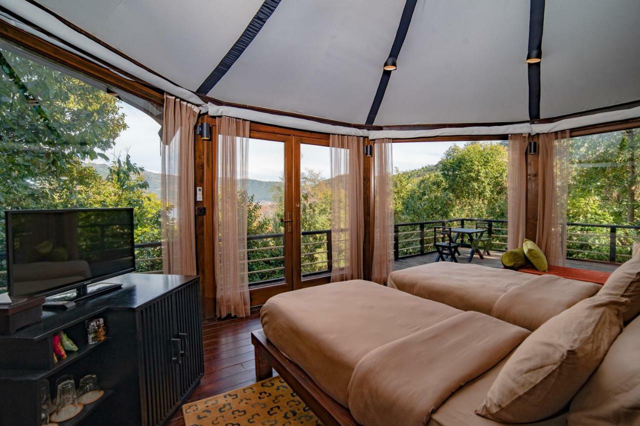 The Pavilions Himalayas Lake View Pokhara Extérieur photo